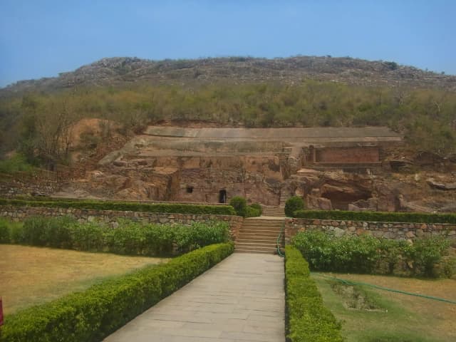 佛教的石窟(一)