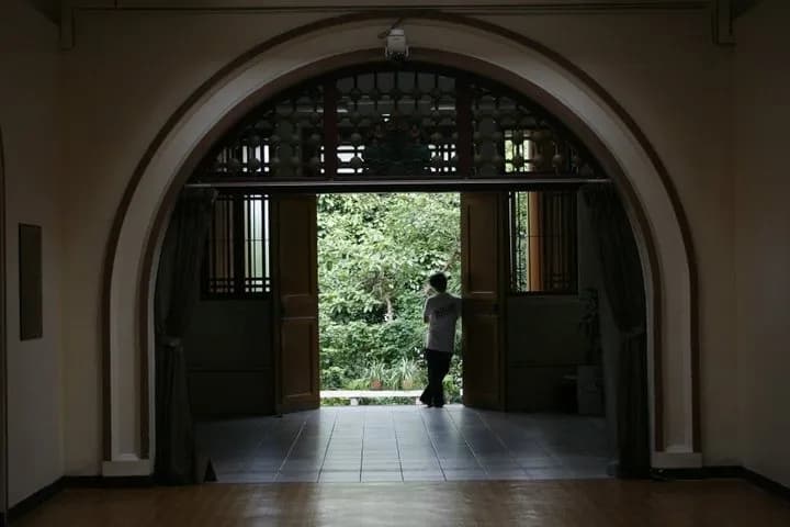 東蓮覺苑弘法精舍