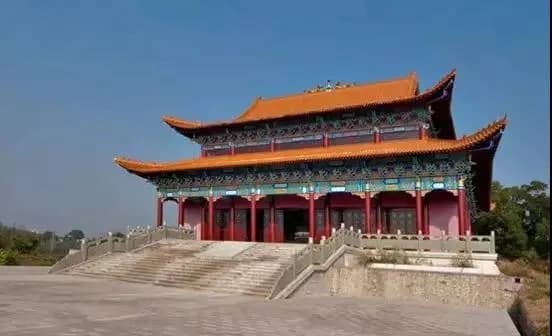 灵湖寺