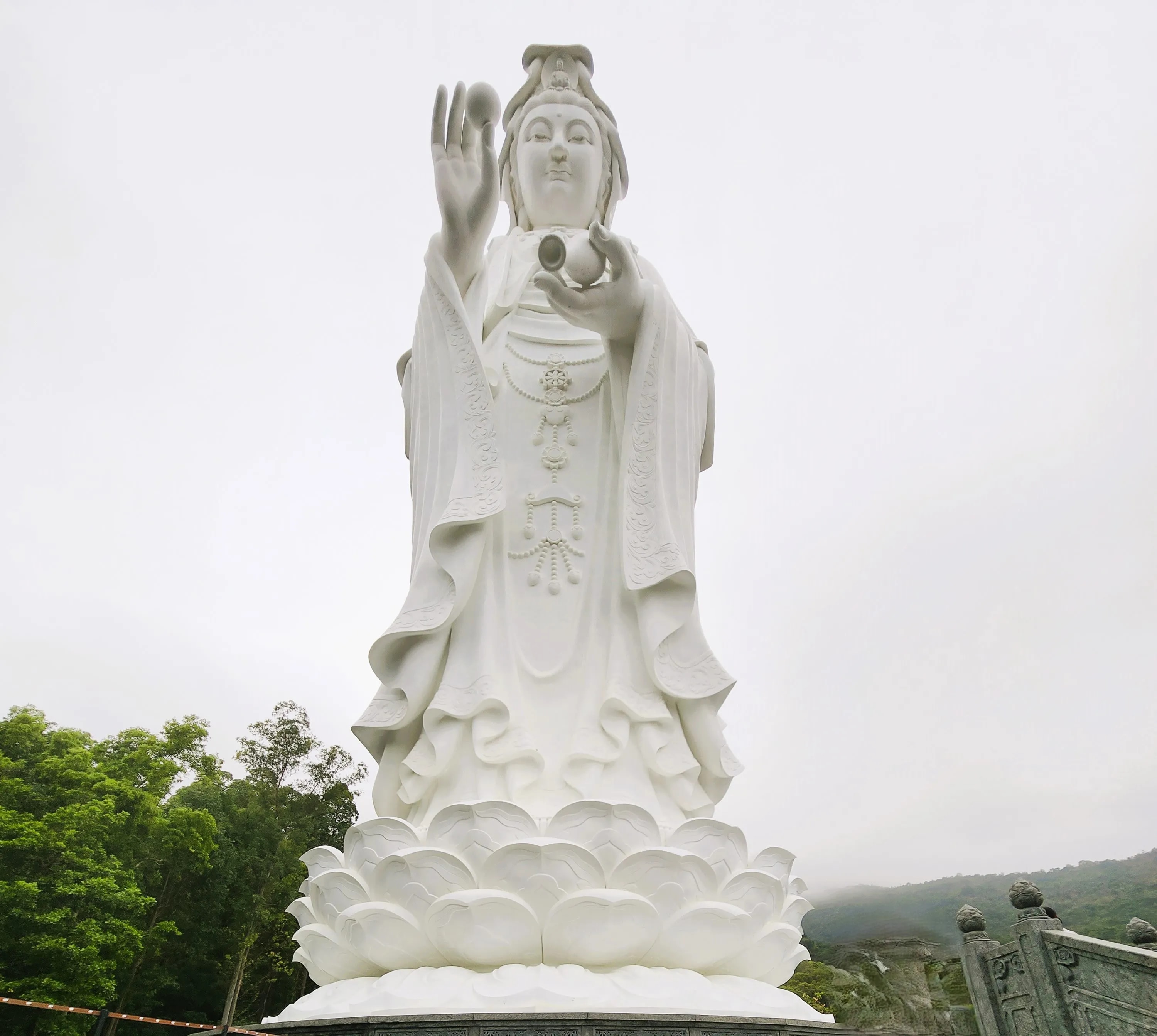 觀世音菩薩 一 跨越宗派與地域