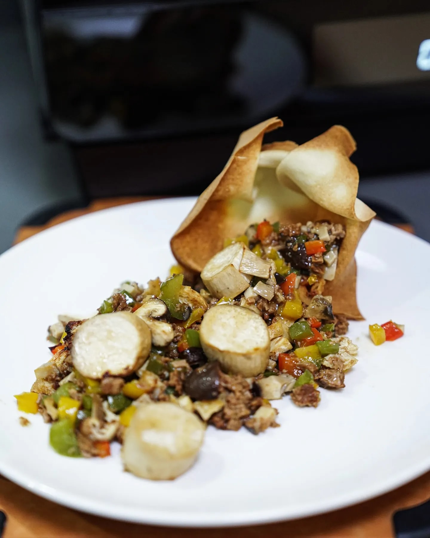 _XO 酱小炒素带子 配炸脆春卷