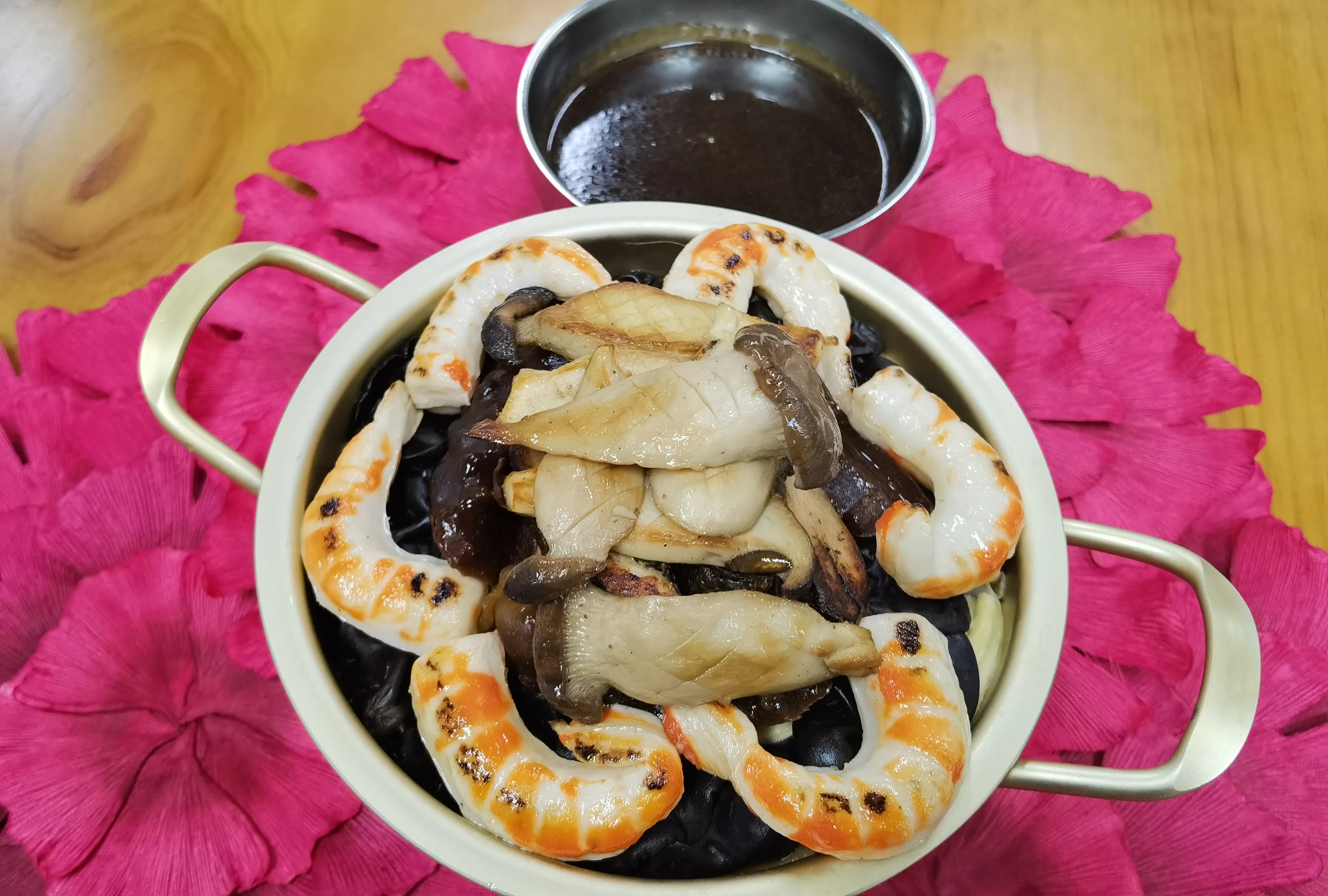 迎新春暖心盆菜锅