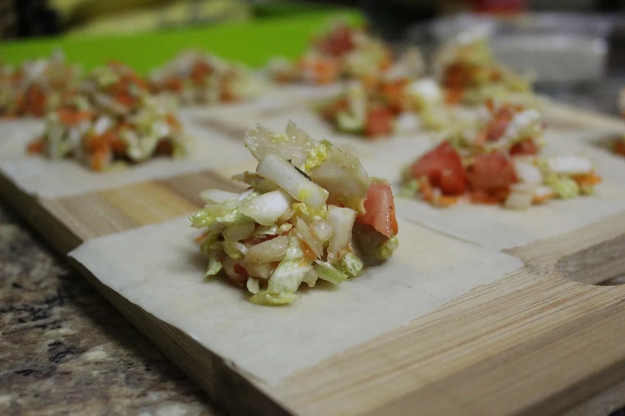 佛教徒一定要持素？